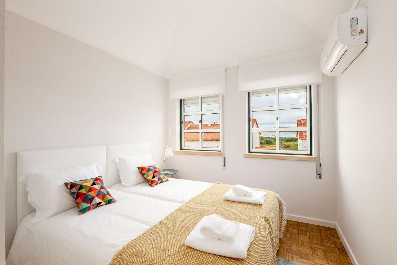 Baleal Pointsurprise Houseアパートメント エクステリア 写真